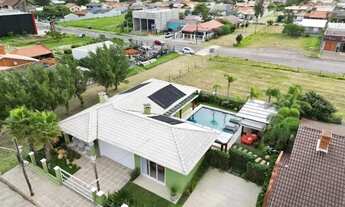 Imagem 3: Linda casa com Excelente área de lazer!