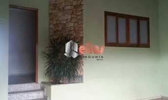 Imagem: Linda casa para venda com piscina no Jardim