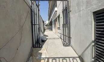 Imagem 2: Apartamento com 2 dormitórios para alugar, 35 m² por R$ 1.800,00/mês - Casa Verde Média