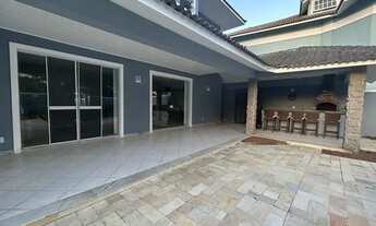 Imagem 2: Casa de condomínio para venda com 360 metros quadrados com 4 quartos