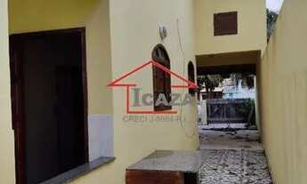 Imagem 2: Imóvel de 2 quartos em condomínio fechado, próximo a rodovia