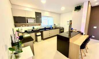 Imagem 3: RR5398 Casa 220m² CONDOMÍNIO NEW VILLE - OPORTUNIDADE - 4 Dorms 4 Vagas - Santana de Parna