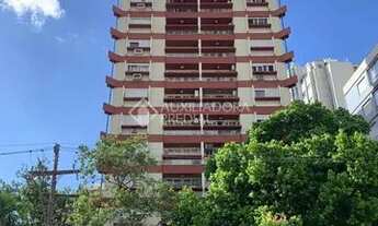 Imagem 2: Apartamento para venda possui 106 metros quadrados com 3 quartos em Santana - Porto Alegre