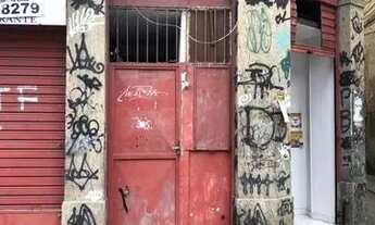 Imagem 2: Centro Gamboa Lojas com 35 e 60 metros metros R$ 800,00 e R$ 1.300,00