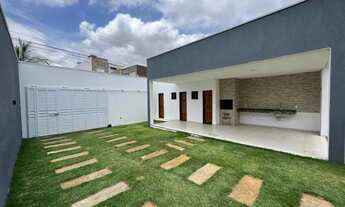 Imagem 2: Casa para venda com 227 metros quadrados com 3 quartos