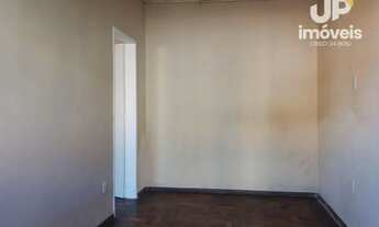 Imagem 2: Casa com 1 dormitório para alugar, 40 m² por R$ 750/mês no Porto em Pelotas/RS