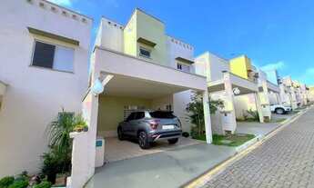 Imagem 2: Sobrado à venda no bairro Vila Oliveira - Mogi das Cruzes/SP