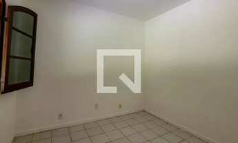 Imagem 5: Casa de Condomínio para Aluguel - Nossa Sra. do Carmo, 2 Quartos, 1000 m2