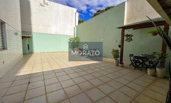 Imagem 4: Área Privativa com 4 quartos sendo 1 suíte com 2 vagas de garagem no bairro Liberdade