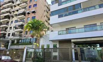 Imagem 2: Imóvel para venda possui 65 metros quadrados com 2 quartos em Santa Rosa - Niterói - RJ