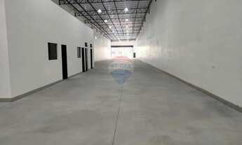 Imagem 2: Galpão para Locação Comercial centro de São José dos Campos, 900 m², pé direito com 8 metr