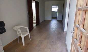 Imagem 2: IMBIRIBEIRA: Casa no primeiro andar com 3 quartos sendo 1 suíte, possui cobertura