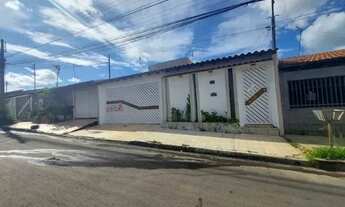 Imagem: Casa na laje com 03 quartos - 01 suíte