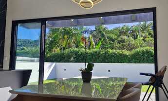 Imagem 7: Casa Alto Padrão em Condomínio Fechado