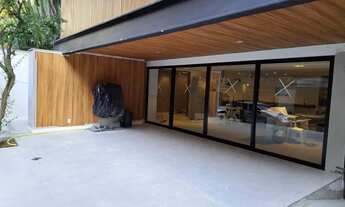 Imagem 2: Apartamento com 3 quartos (3 suítes), 2 vagas à venda, 146m² - Lagoa - Rio de Janeiro-RJ