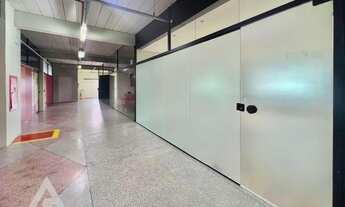 Imagem 5: Sala comercial disponível para locação no bairro Itoupava Central!