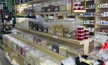 Imagem 6: Loja de produtos naturais a venda no parque Atheneu