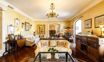 Imagem 2: Apartamento alto padrão, 4 dormitórios sendo 4 suítes e 4 vagas, a poucos minutos do Shopp