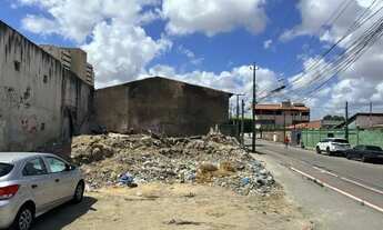 Imagem 2: Terreno, 568 m² - venda por R$ 850.000,00 ou aluguel por R$ 5.000,00/mês - Parangaba - For