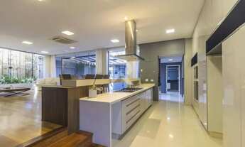 Imagem 2: Casa Semi Mobiliada em Cond. Clube com 3 suítes, Área gourmet e 360m2 para alugar - Santa