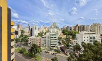 Imagem 5: Apartamento com 2 suítes e 2 vagas semi mobiliado nas Mercês em frente a Praça 29 de Março