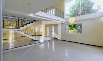 Imagem 2: Casa à Venda - Bandeirantes, 4 Quartos, 560 m2