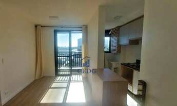 Imagem: Apartamento com sacada e churrasqueira no