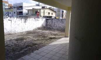 Imagem 5: Casa de esquina bancários