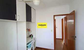 Imagem 7: Sobrado para Locação com 3 Dormitórios, Varanda e 2 Vagas em Rua Sem Saída