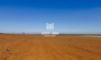 Imagem 7: VENDO GRANDE FAZENDA EM PIRAPORA MG NORTE DE MINAS COM DUPLA APTIDÃO TERRA VERMELHA E COM