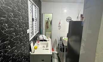 Imagem 4: Casa dois cômodos em viela aceito carro ou moto na troca