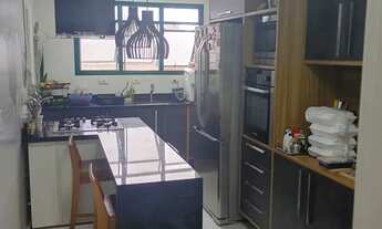 Imagem 3: Apartamento para venda possui 196 metros quadrados com 4 quartos em Embaré - Santos - São