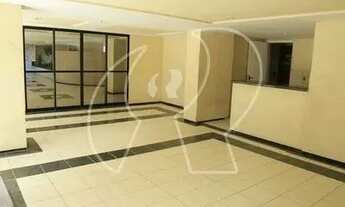 Imagem 4: Ótima localização, 03 quartos (Sendo 02 suítes com armários e 01 dormitório), varanda na s