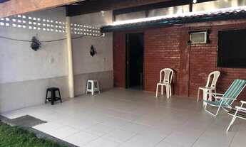 Imagem 4: MC Corretora de Imóveis vende casa na Praia dos XV, em Aracruz