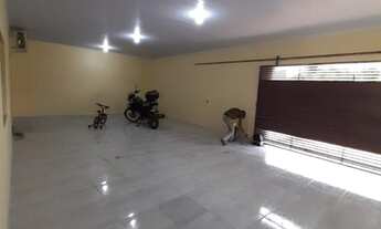 Imagem 3: Casa Proximo Skate Park