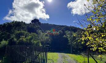 Imagem 3: Maravilhoso sitio 3,2 hectares a venda em Gramado com casa 3 dormitórios, lago, vertente