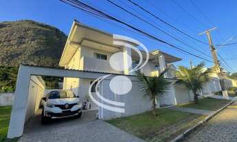 Imagem: Deslumbrante Residência 400m², 04 Suítes