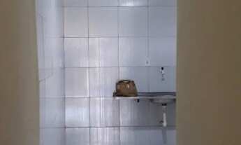 Imagem 4: Casa para venda possui 100 metros quadrados com 2 quartos em Manguinhos