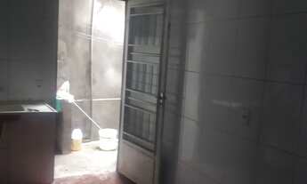 Imagem: Aluga se uma quitinete para casal