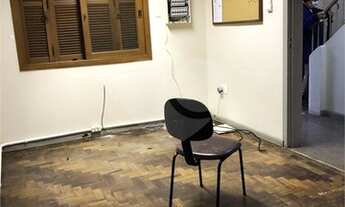 Imagem 6: Casa com 4 dormitórios/8 salas e amplo terreno!