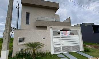 Imagem: Belíssimo Sobrado no Residencial Villa