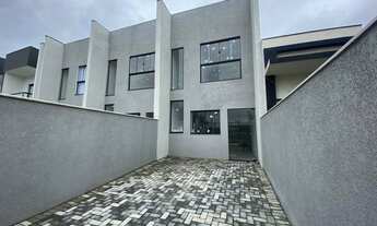 Imagem 3: Sobrado para venda possui 80 metros quadrados com 2 quartos em Itacolomi - Balneário Piçar