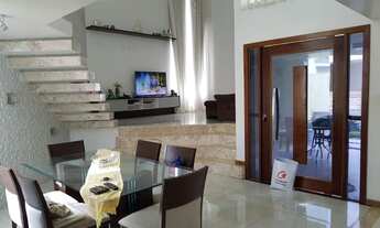 Imagem 4: Casa para venda possui 270 metros quadrados com 3 quartos em Lagoa - Macaé - RJ