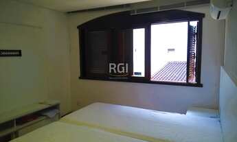 Imagem 6: Porto Alegre - Casa Padrão - Santa Cecília