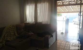 Imagem 4: Casa à Venda - Bom Jesus, 3 Quartos, 250 m²