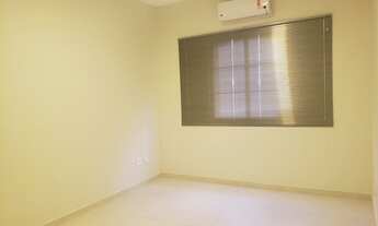 Imagem: Sala reformada com ar condicionado