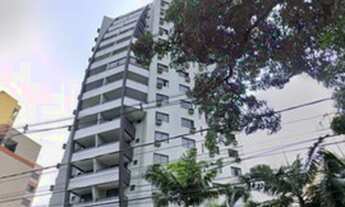 Imagem: More no lugar mais chique em plena praça