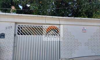 Imagem: Casa com 4 dormitórios à venda, 200 m²