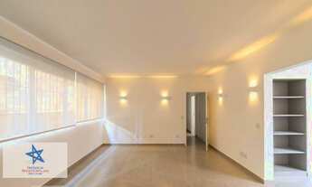 Imagem 2: Belo e reformado apartamento com 133 m2 a.u- 4 dormitórios - 1 suíte- 1 vaga. Av. Brig. Lu