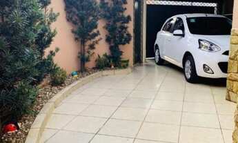 Imagem 2: Vende-se uma linda casa na Vila Planalto *